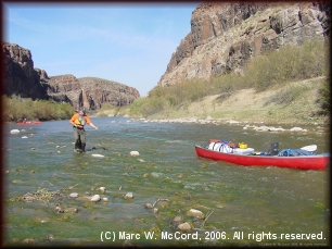 Lining a rapid in low-water conditions