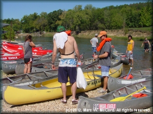 Paddlers on the Upper Illinois River