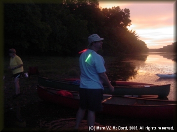 Bryan Jackson getting ready to paddle on the Brazos at dusk