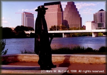 Statue of Stevvie Ray Vaughan overlooking Austin Town Lake