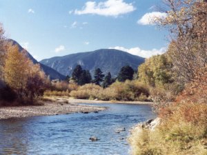 Cache la Poudre River photo courtesy of wallpaperdave.com